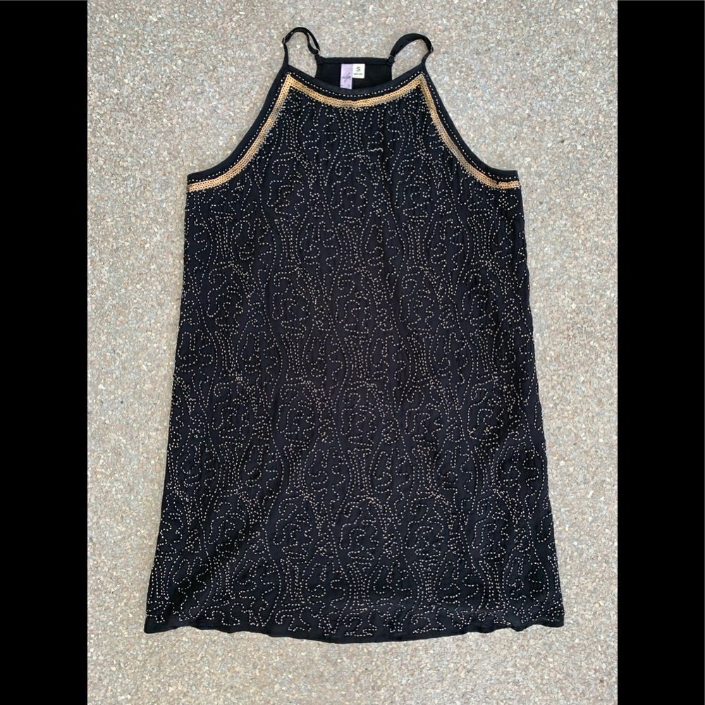 Alya Shift Dress